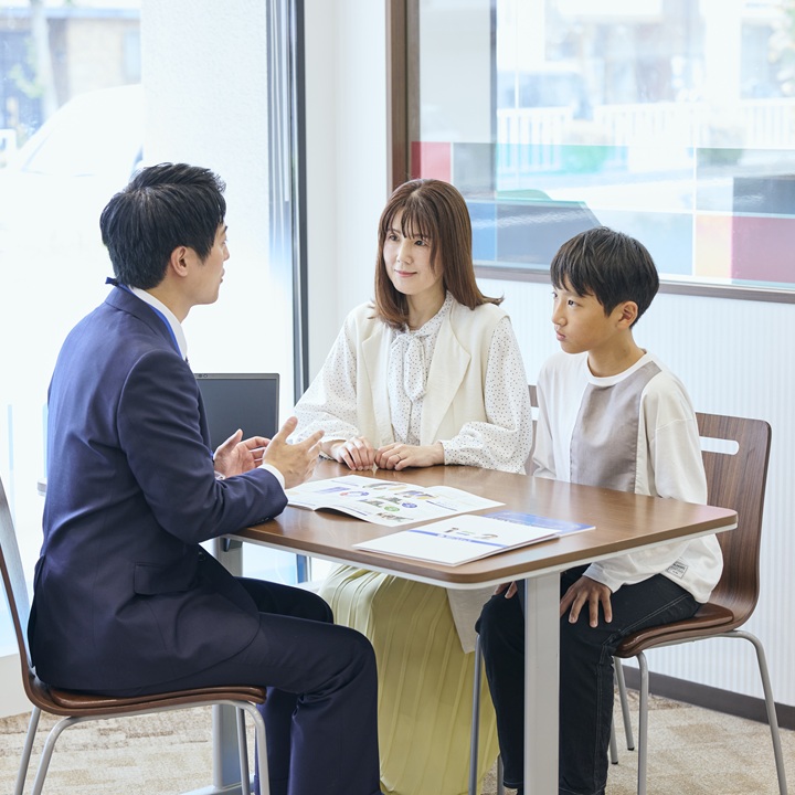 個別指導学院フリーステップ（学年別コース・通い方ガイド） 受付