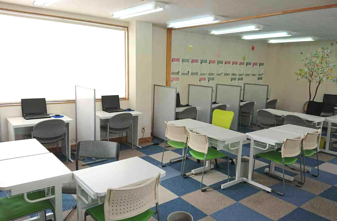 超個別指導塾まつがく 学習スペース