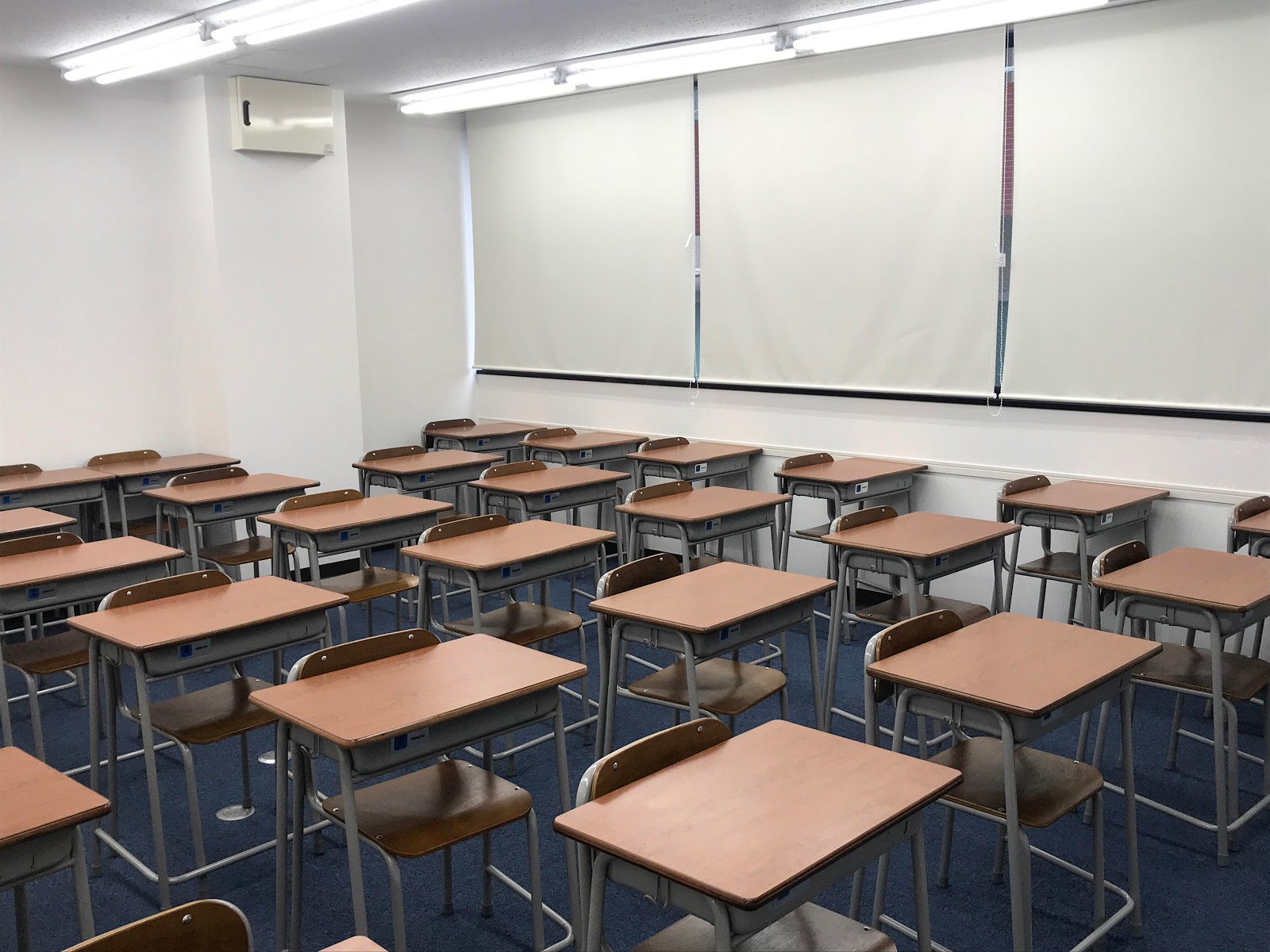 創研学院 江坂校(大阪府吹田市) 校舎外観