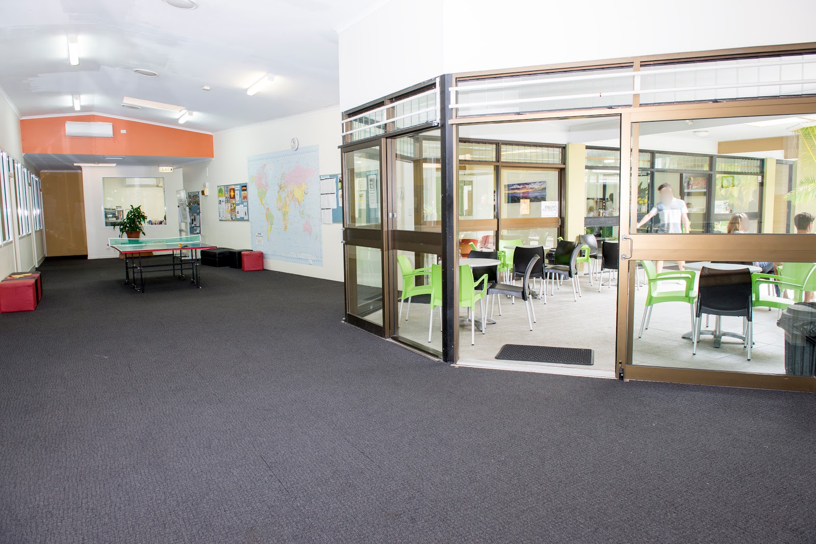 Lexis English Manly / Noosa