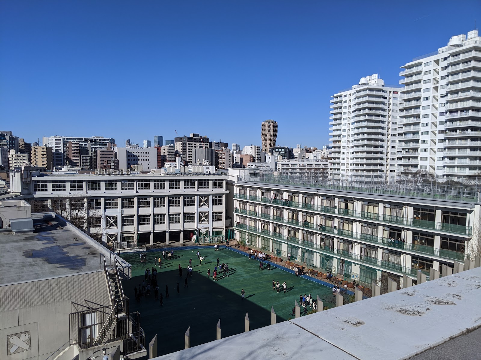 慶應義塾中等部 福澤諭吉「独立自尊」の精神に基づく男女共学校