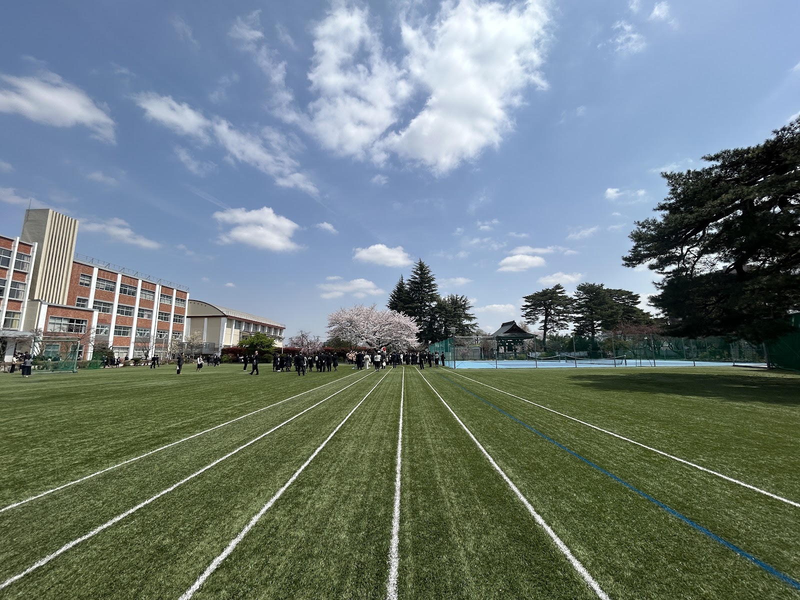 英明フロンティア中学校の周辺・アクセス