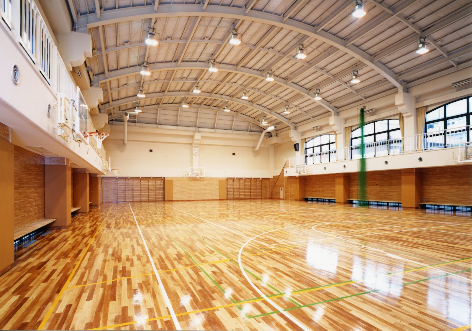 愛国中学校の周辺・アクセス