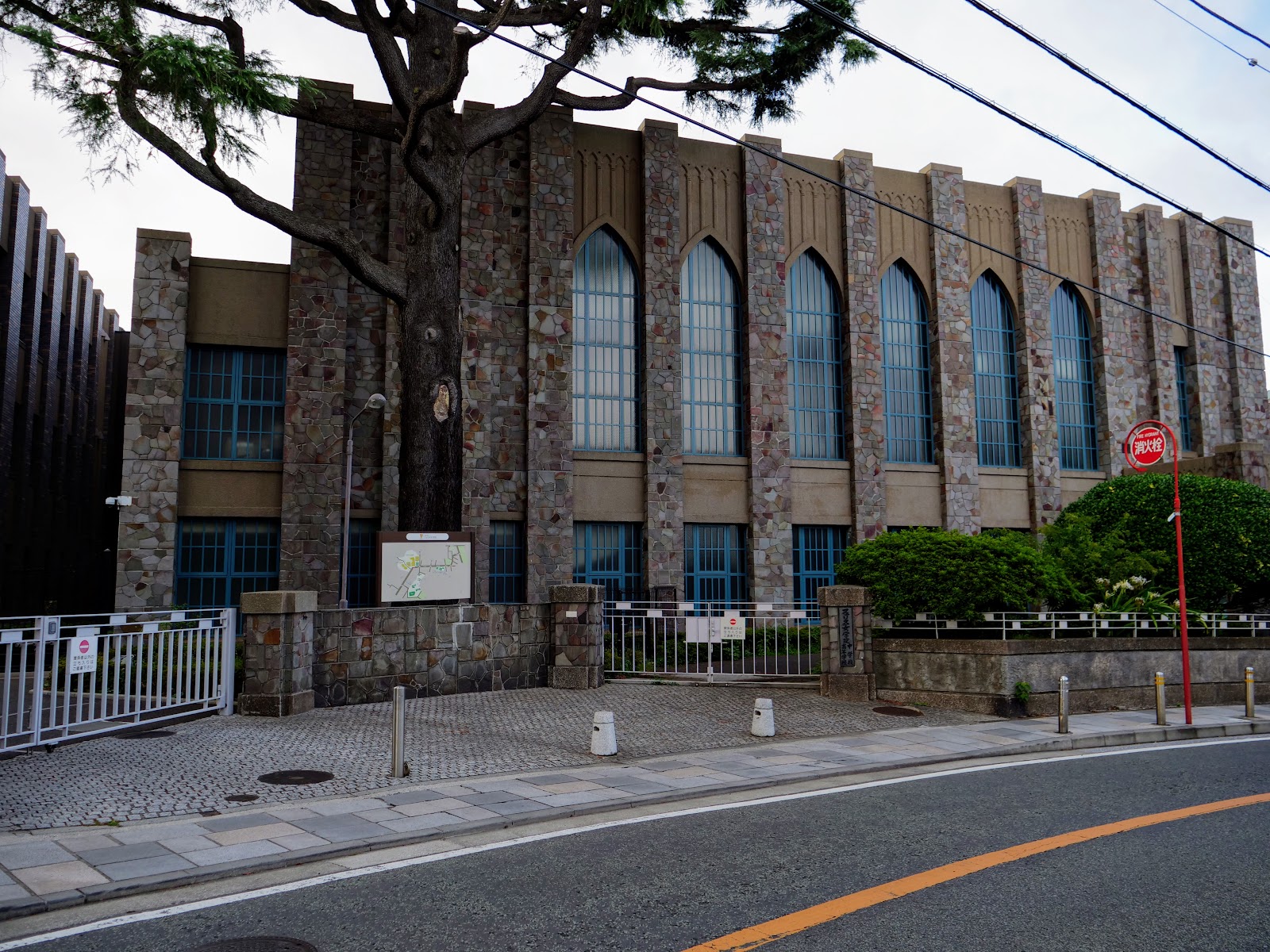フェリス女学院中学校の校舎・キャンパス写真