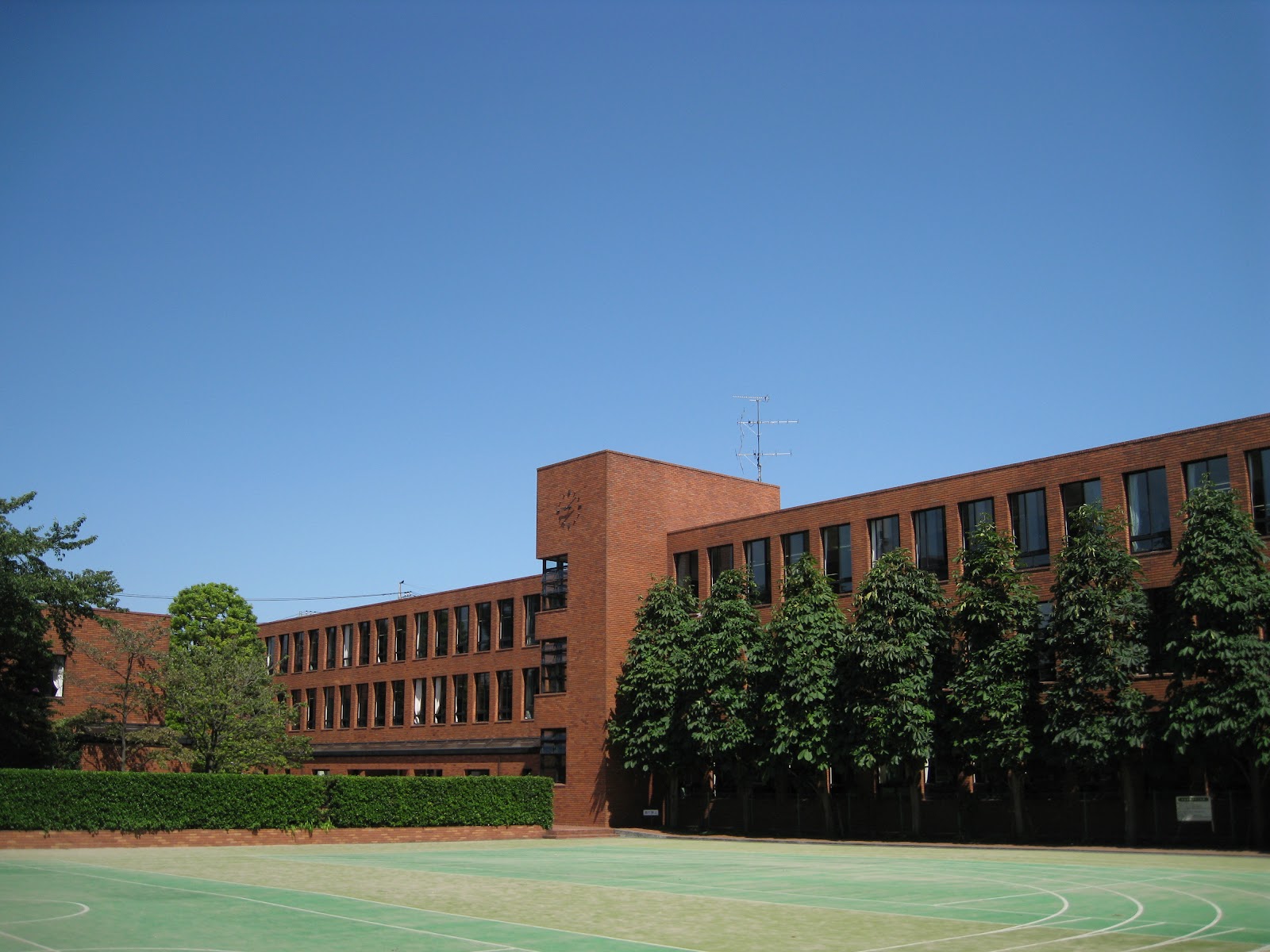 香蘭女学校中等科の学校生活・施設