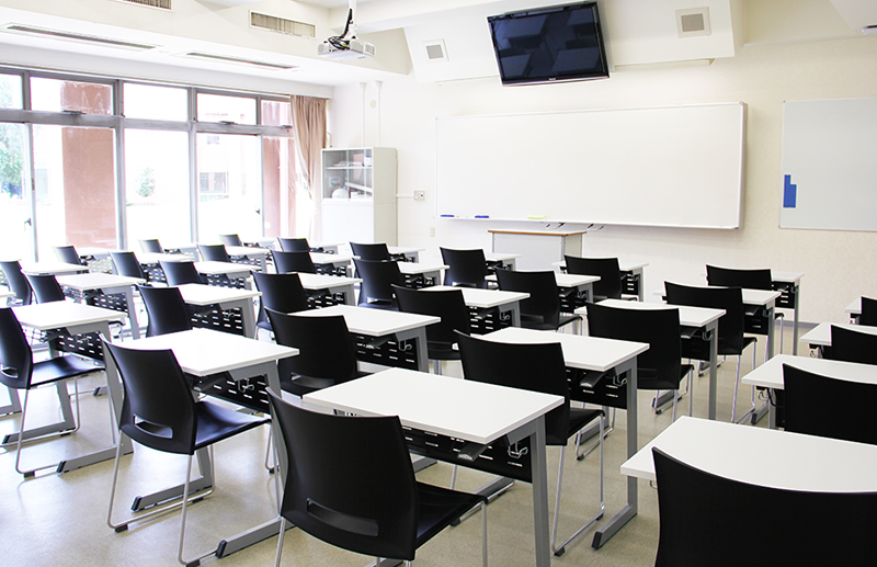 三田国際学園中学校の校内・教育環境