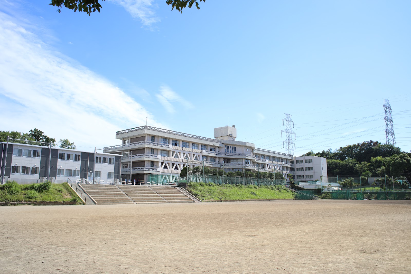 山手学院中学校の校舎・キャンパス写真