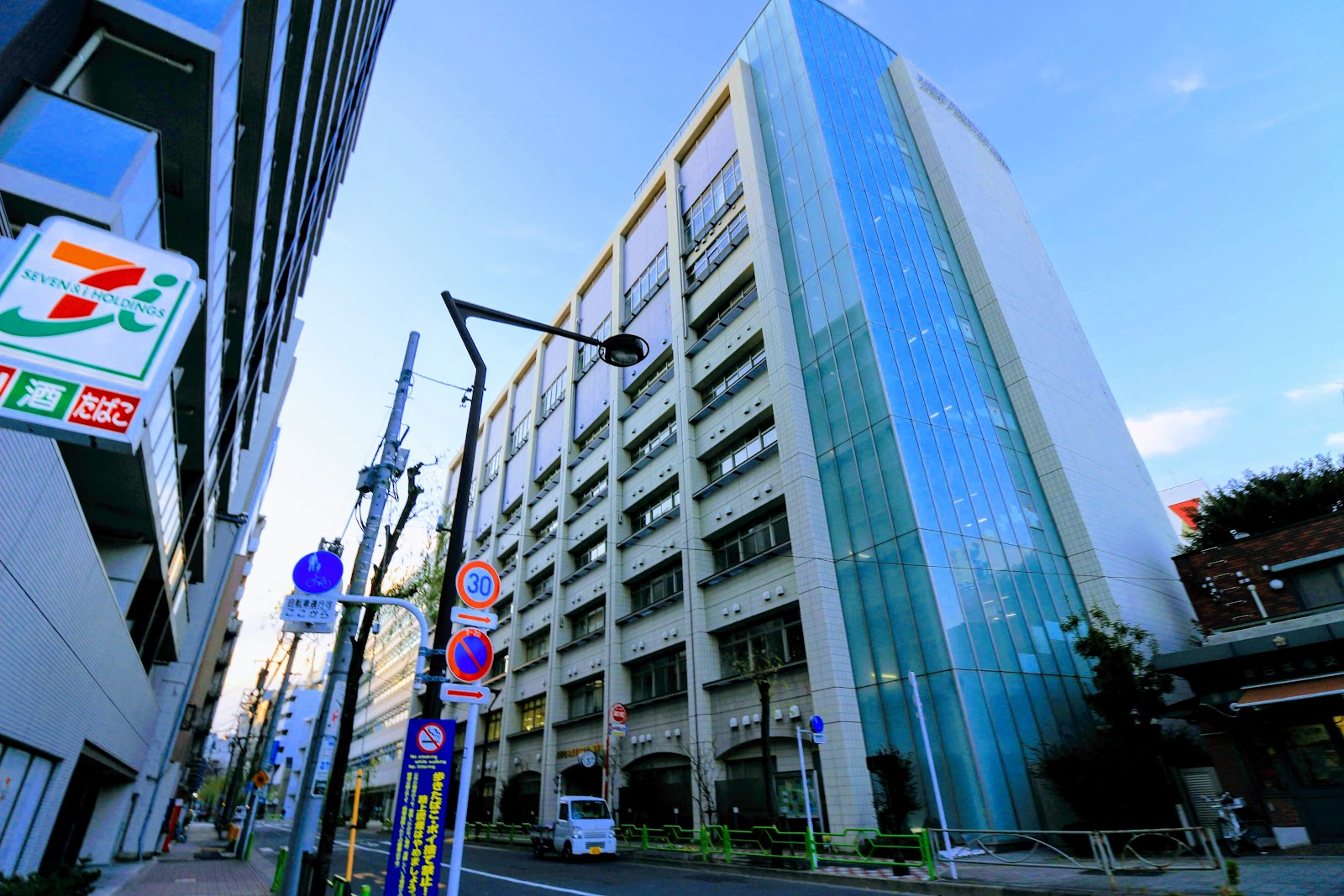 開智日本橋学園中学校の学校生活・施設
