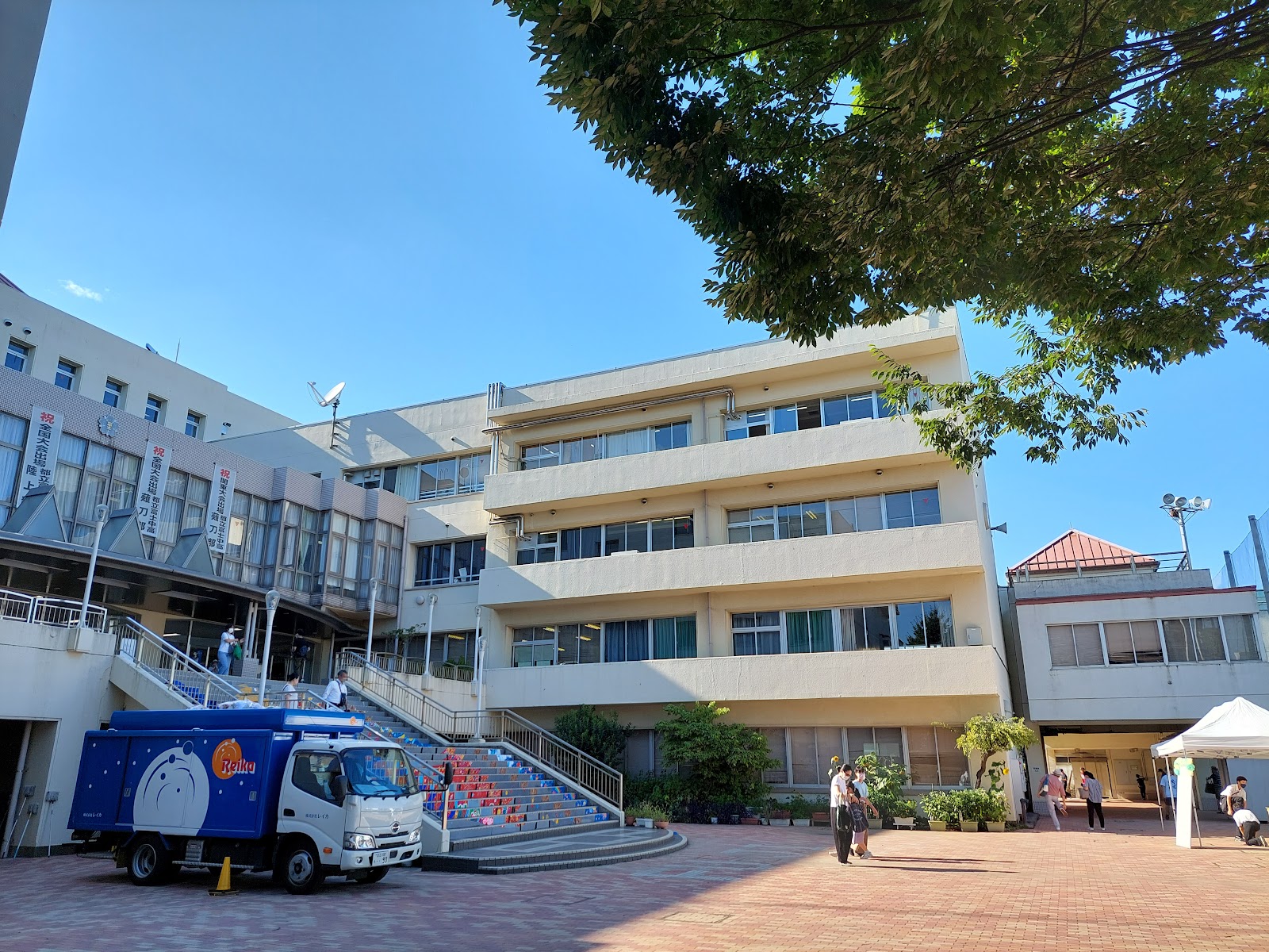 東京都立富士高等学校附属中学校の周辺・アクセス