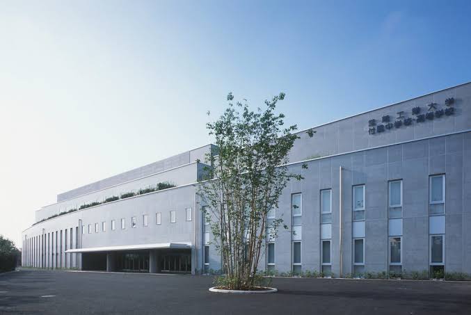 東京都市大学付属中学校の校舎・キャンパス写真