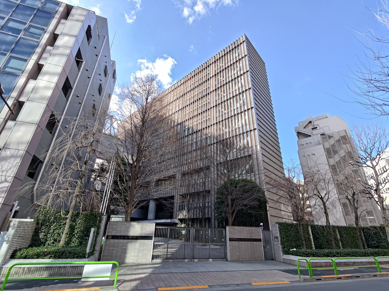 大妻中学校の校舎・キャンパス写真