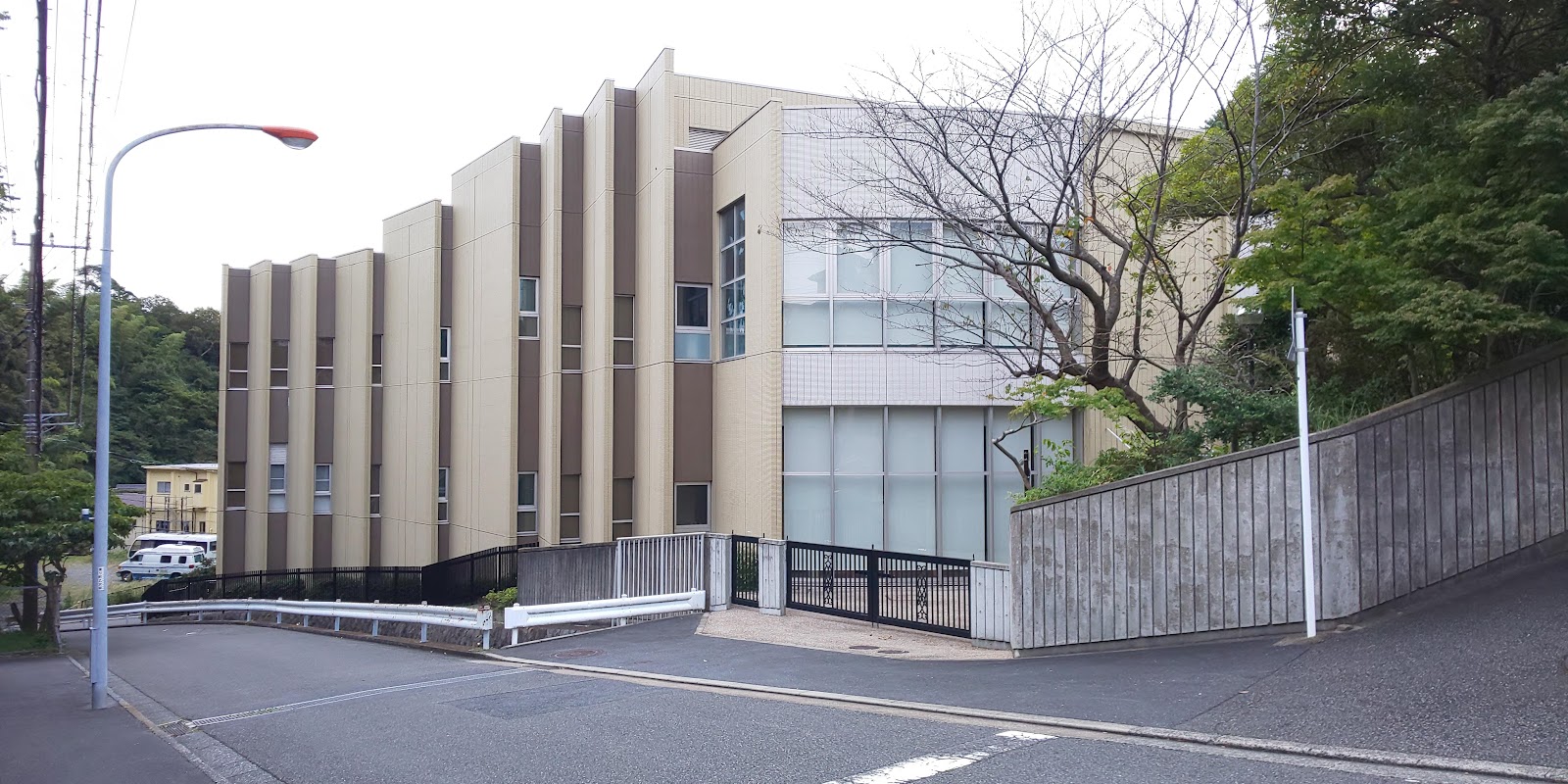 湘南白百合学園中学校の学校生活・施設