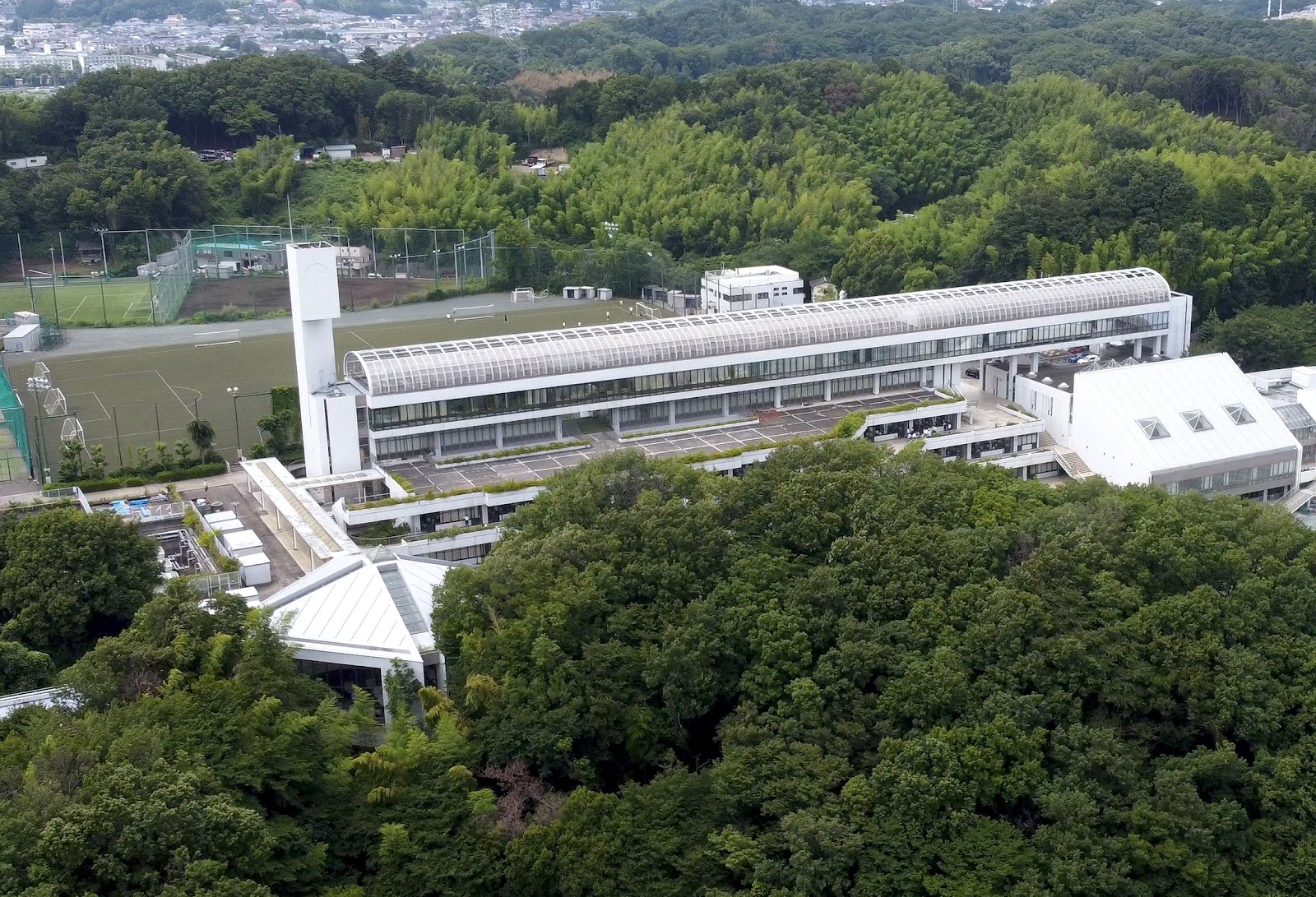 桐蔭学園中学校の校舎・キャンパス写真