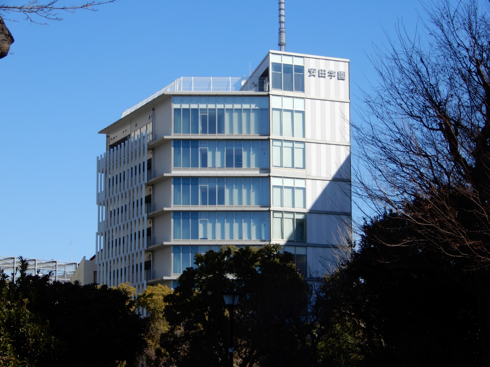 安田学園中学校の校内・教育環境