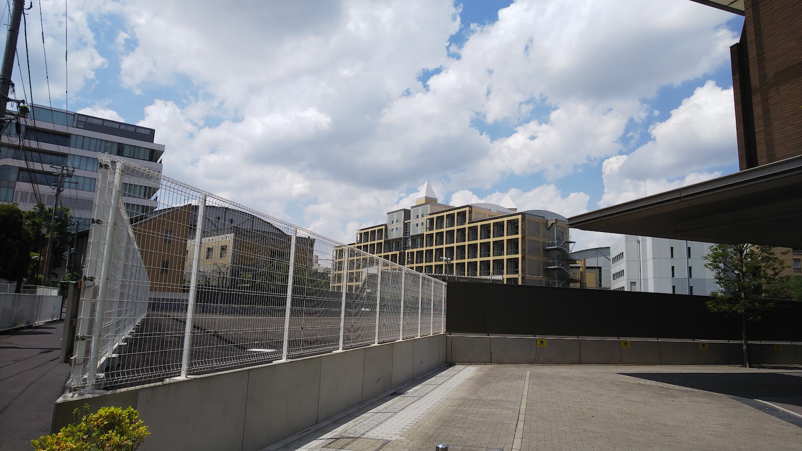 跡見学園中学校の学校生活・施設