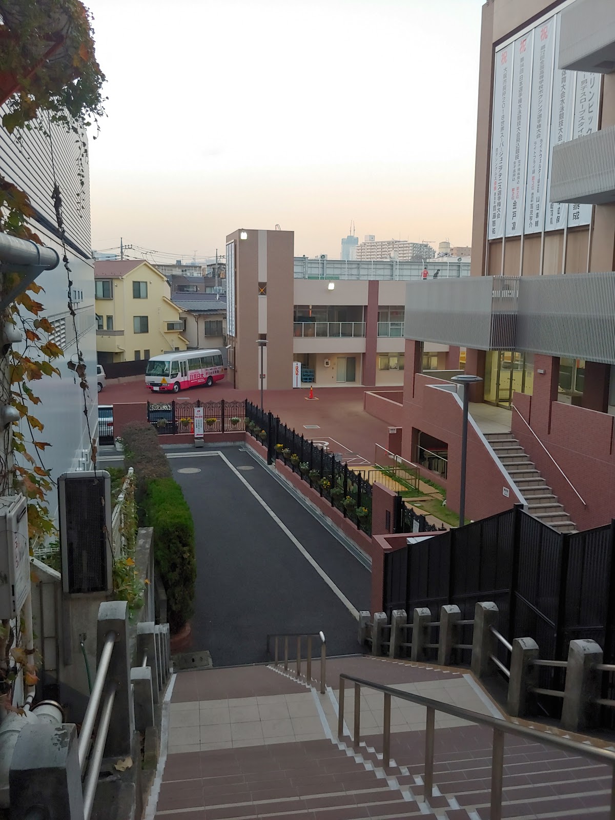 目黒日本大学中学校の校内・教育環境