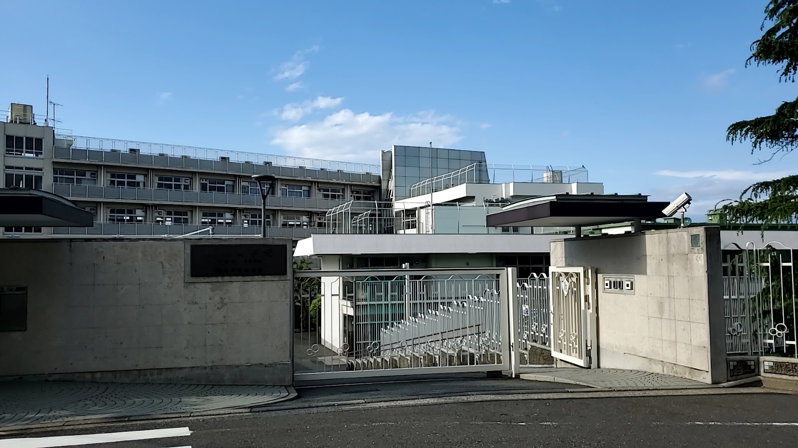 横浜女学院中学校の校舎・キャンパス写真