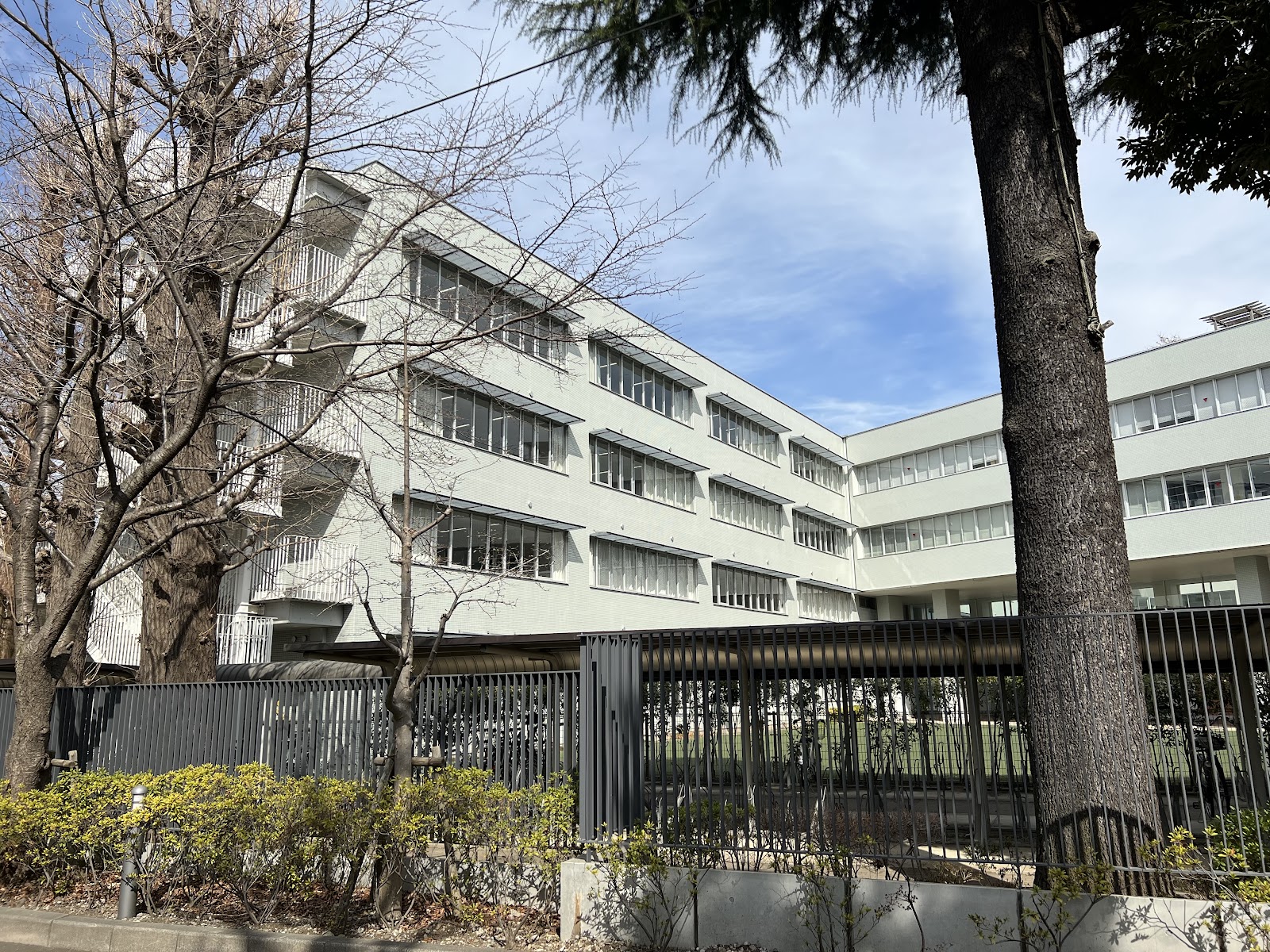 八王子学園八王子中学校の校舎・キャンパス写真