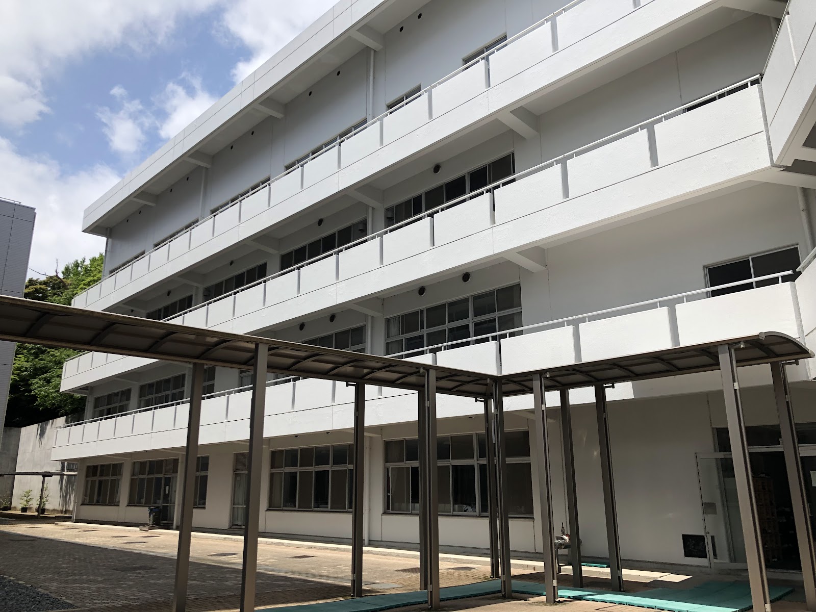成田高等学校付属中学校の周辺・アクセス