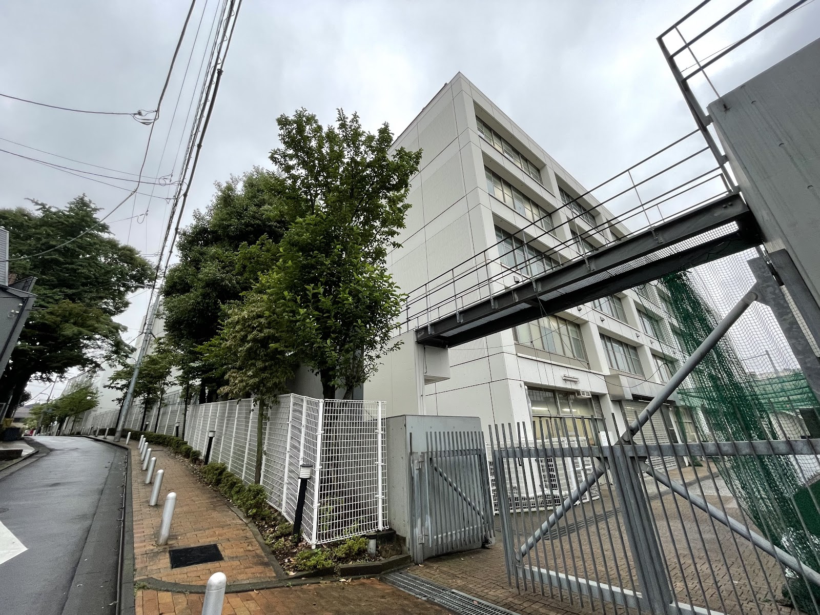 日本工業大学駒場中学校の校内・教育環境