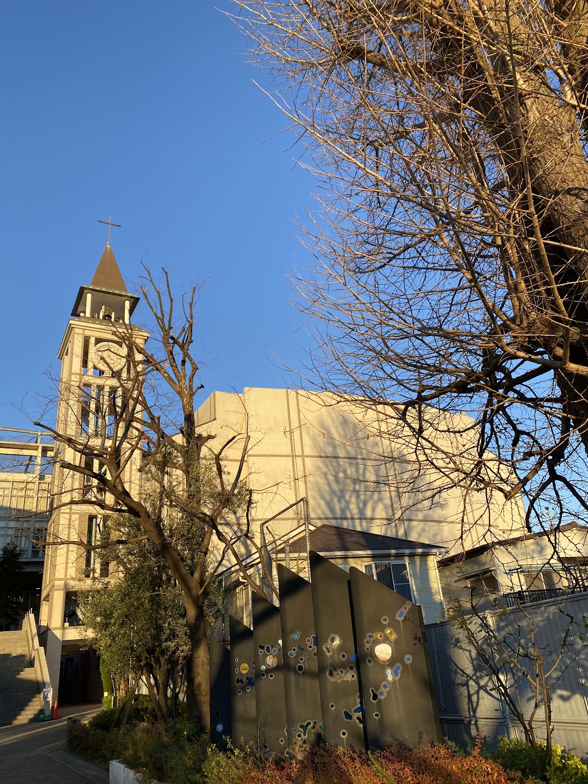 聖学院中学校の周辺・アクセス