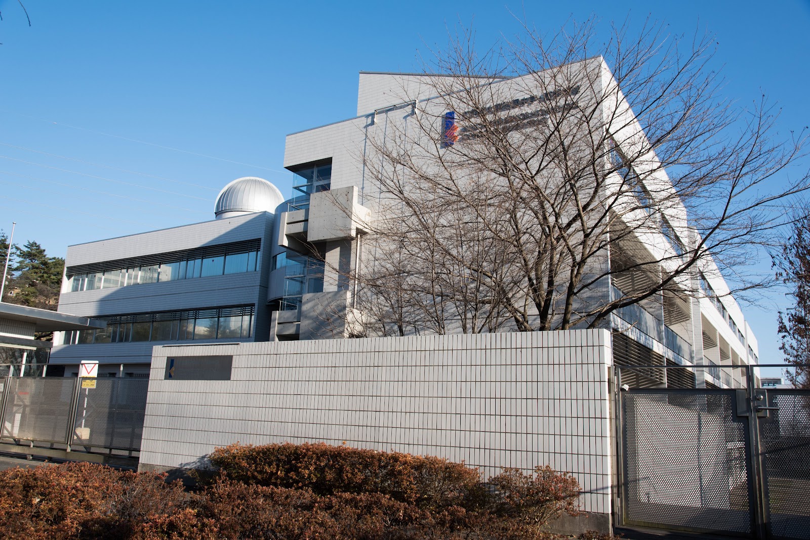 工学院大学附属中学校の校舎・キャンパス写真