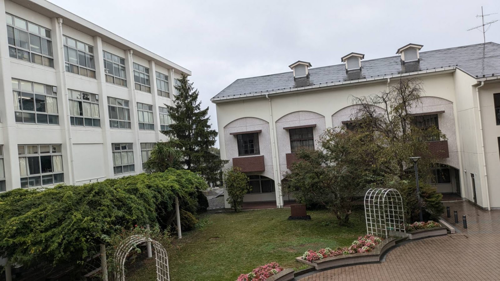 捜真女学校中学部の施設・校内風景