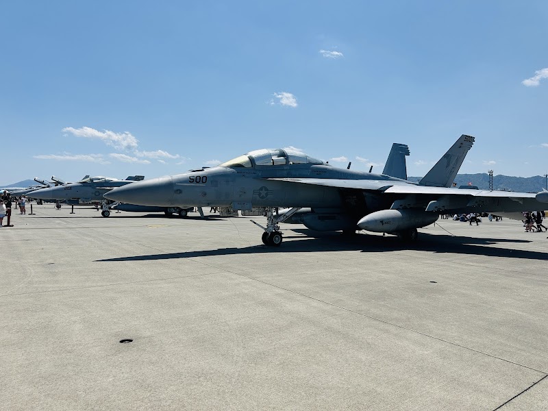 海上自衛隊 岩国航空基地周辺・米軍岩国基地展望 写真2