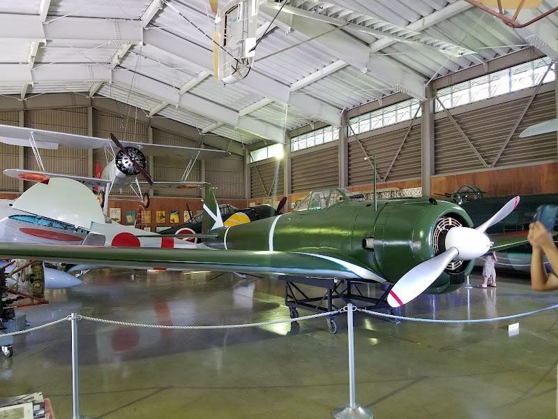 FUJI Retromobile Museum & Air Museum 飛行舘(旧:河口湖飛行舘) 写真1