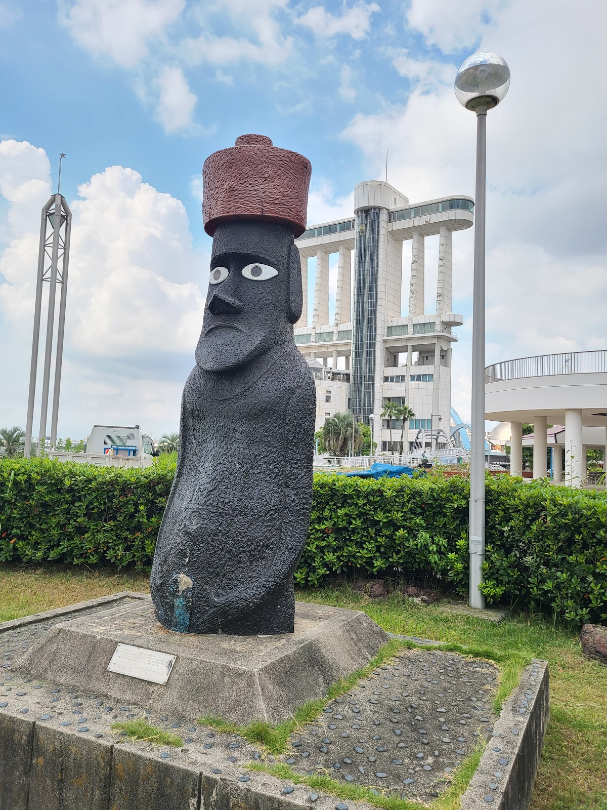 名古屋港水族館 ガーデンふ頭からの眺め