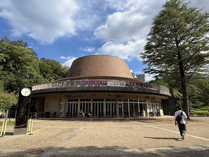 かわさき宙(そら)と緑の科学館 外観