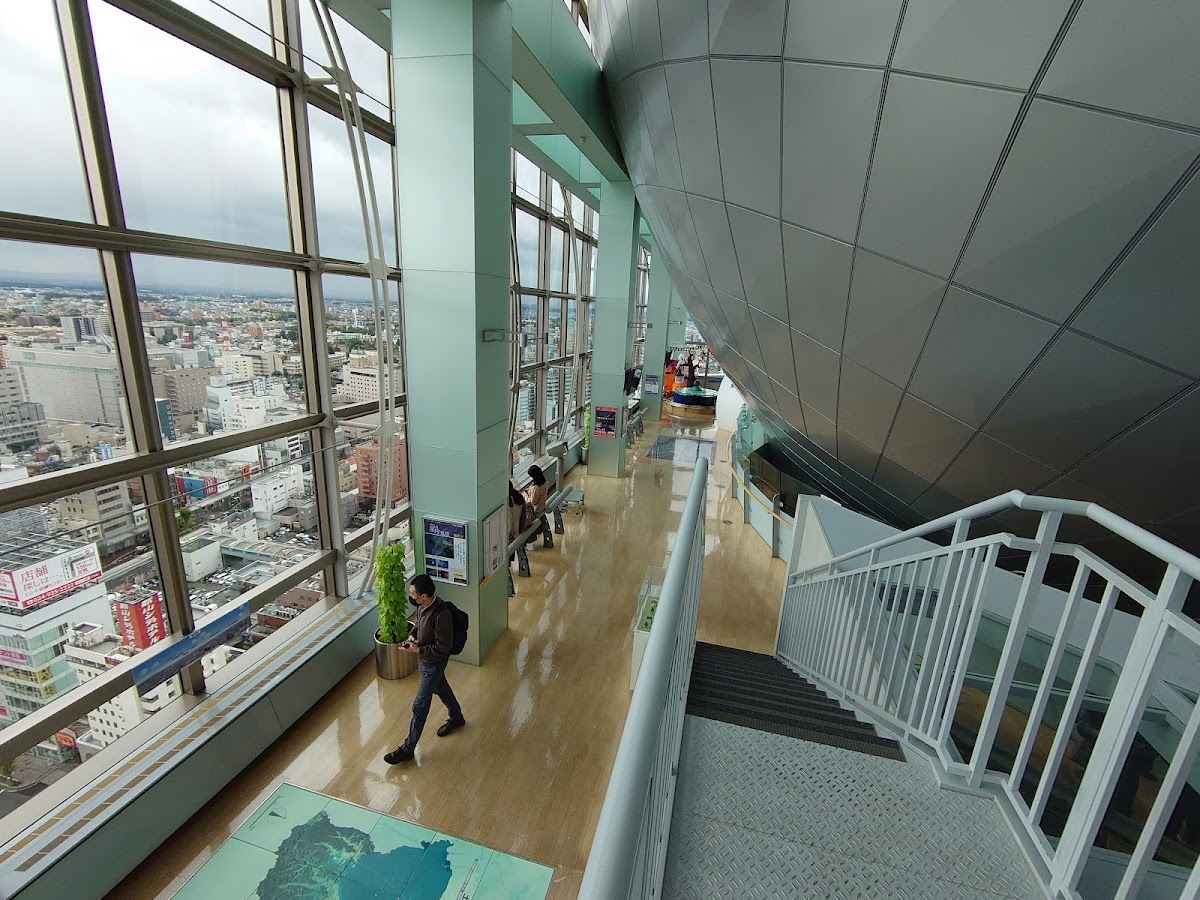 高柳電設工業スペースパーク(郡山市ふれあい科学館) 🔭 展示・望遠鏡