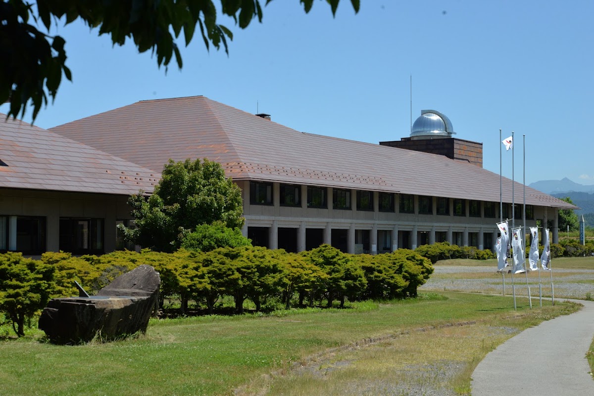 長野市立博物館(プラネタリウム併設) 📷 外観