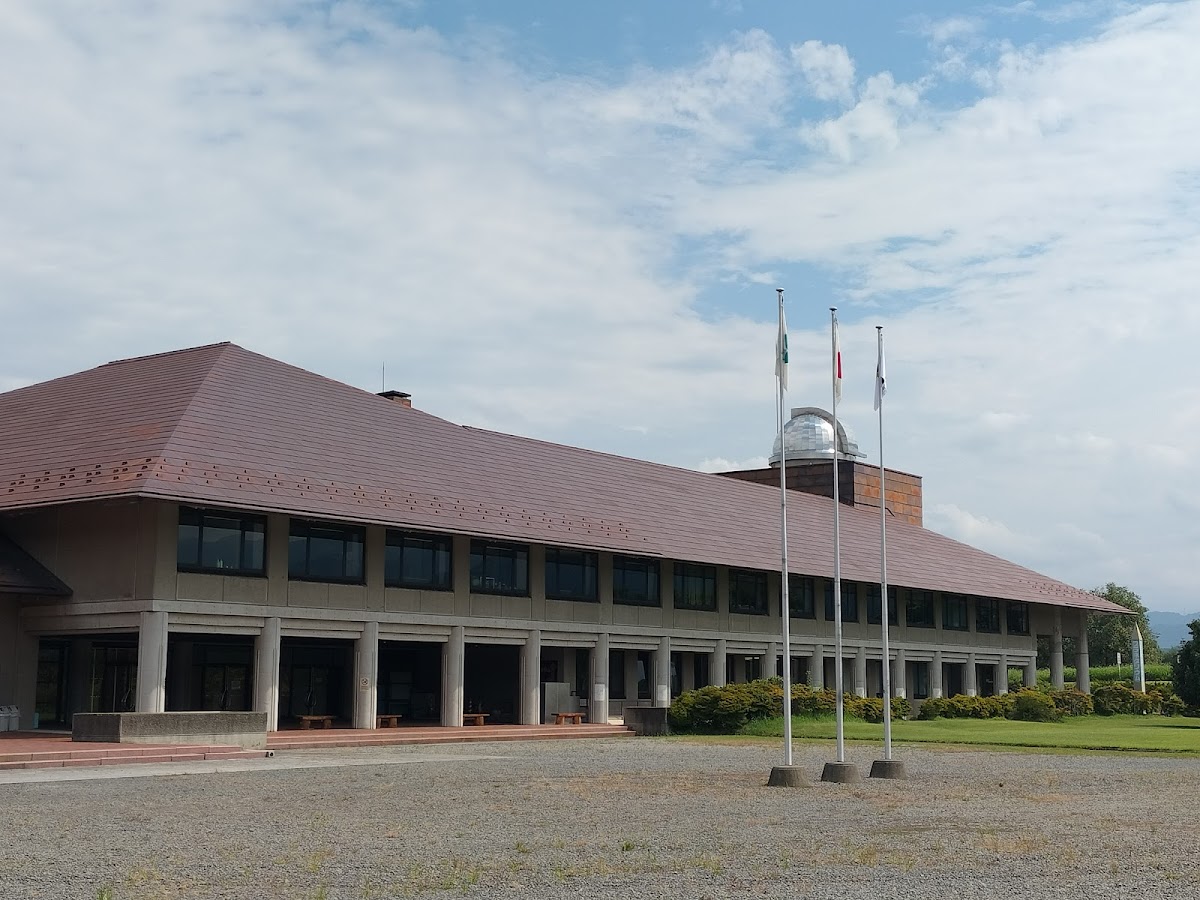 長野市立博物館(プラネタリウム併設) 🔭 展示・望遠鏡