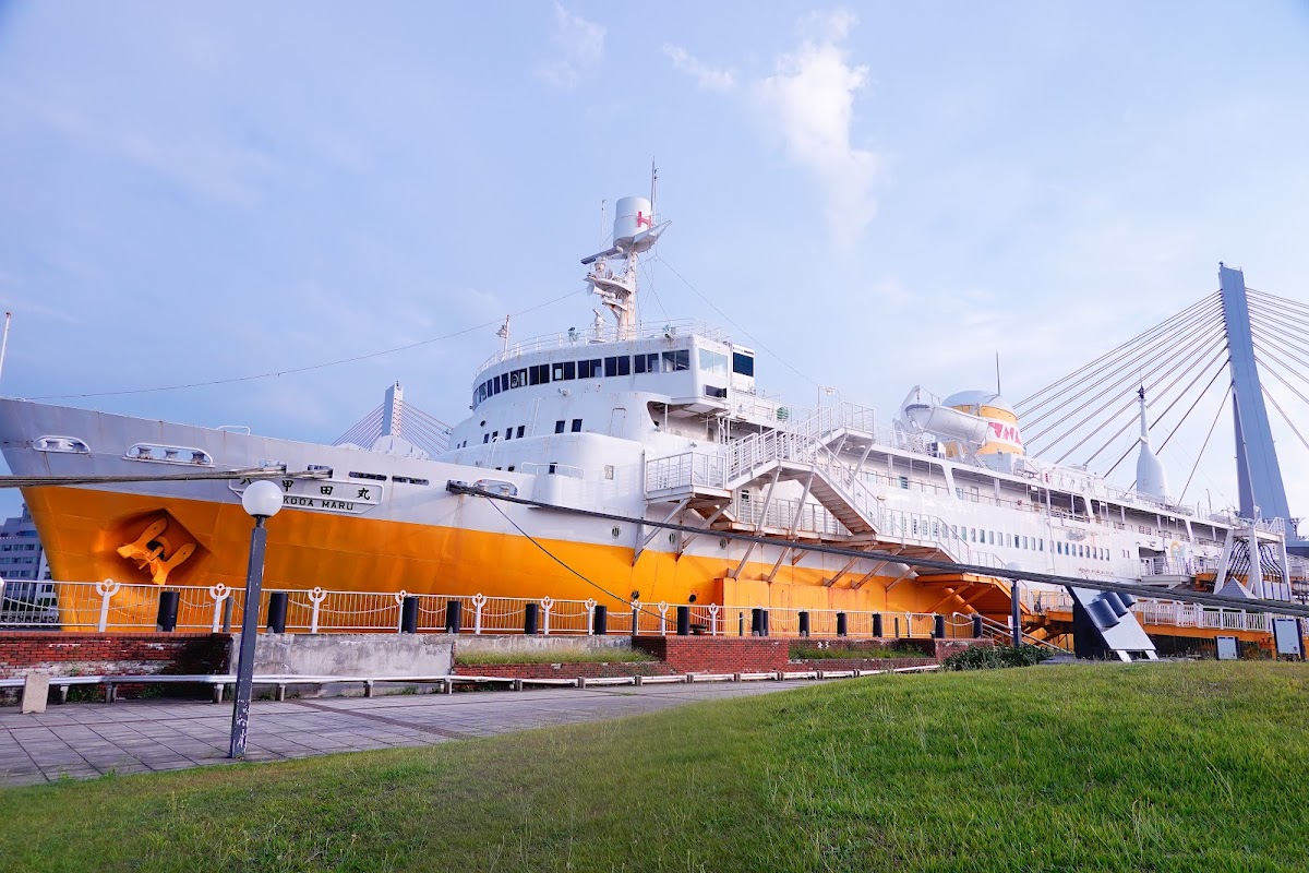 青函連絡船メモリアルシップ八甲田丸 📍 詳細