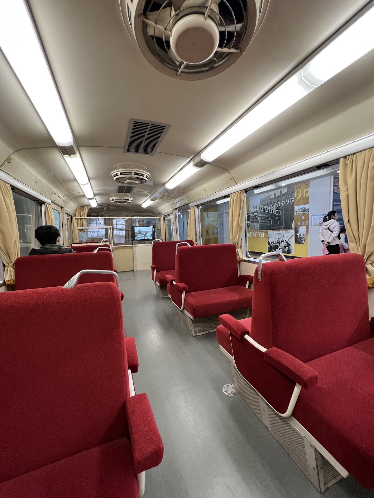 手柄山交流ステーション モノレール展示室 🚂 体験・車両